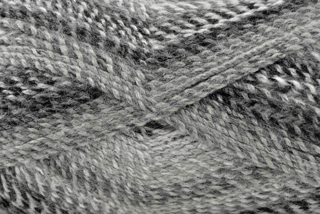 Variegated gray yarn swatch
